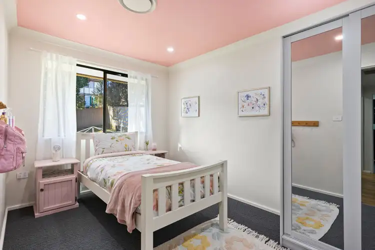 Fifth view of Homely apartment listing, 4/15 Melinda Grove, Lake Heights NSW 2502