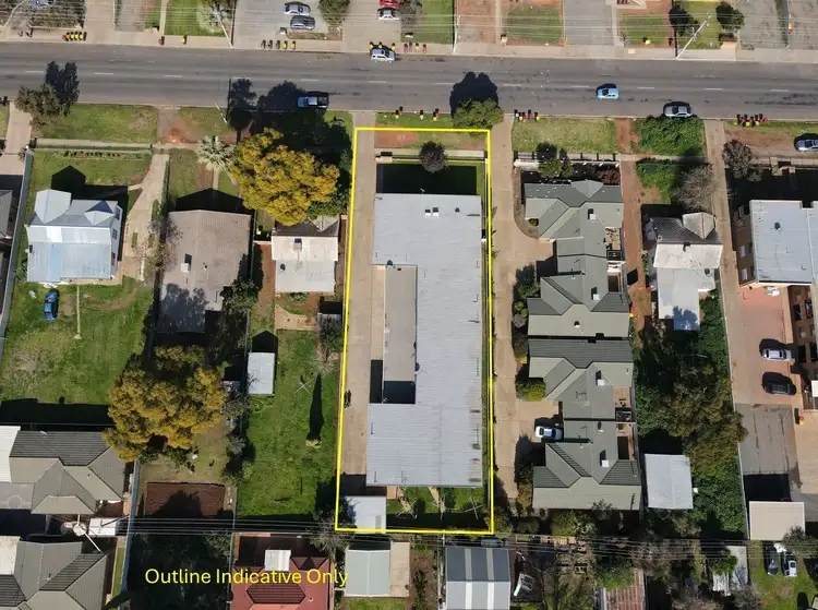 Third view of Homely block of units listing, 237 Wakaden Street, Griffith NSW 2680