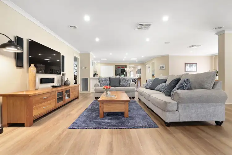 Fifth view of Homely house listing, 30 Cambridge Drive, Berwick VIC 3806