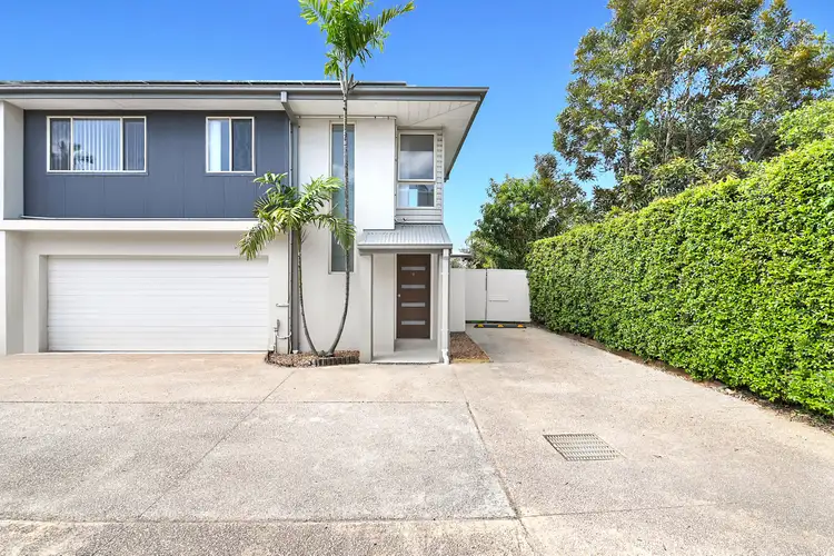 Main view of Homely townhouse listing, 8/4-6 Locke Street, Southport QLD 4215