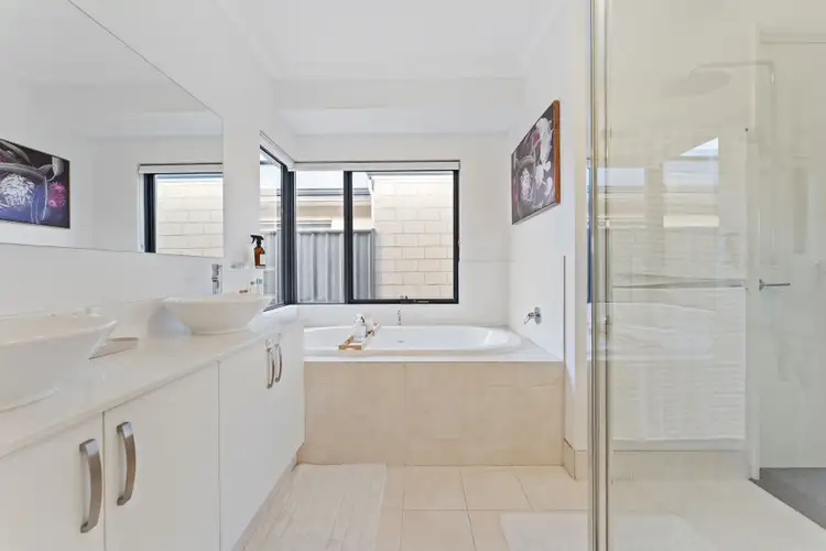 Sixth view of Homely house listing, 4 Nadine Promenade, Baldivis WA 6171