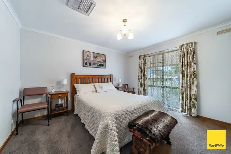 Fourth view of Homely house listing, 2 Corella Court, Ascot VIC 3551