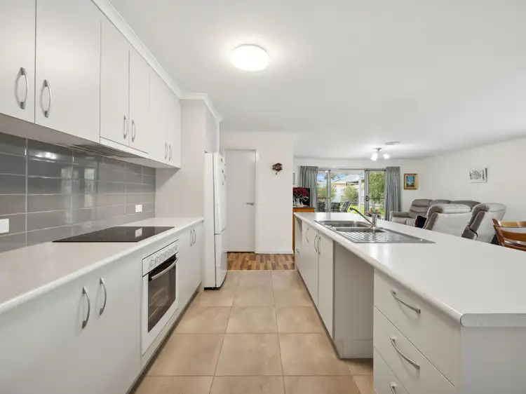 Fifth view of Homely house listing, 2 Thomas Court, South Dudley VIC 3995