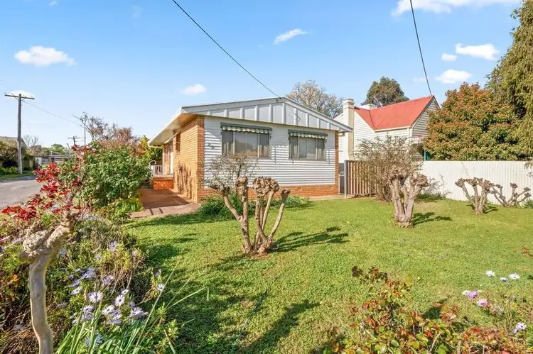 29 Johnson Street, Forbes NSW 2871