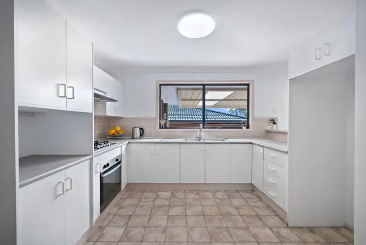 Second view of Homely house listing, 5 Gardenia Place, Macquarie Fields NSW 2564
