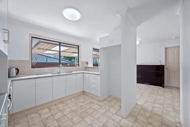 Third view of Homely house listing, 5 Gardenia Place, Macquarie Fields NSW 2564