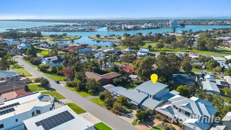 Fourth view of Homely house listing, 7 Wicklow Road, Halls Head WA 6210