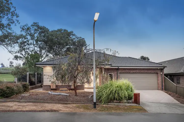 4 Tagama Court, Doreen VIC 3754