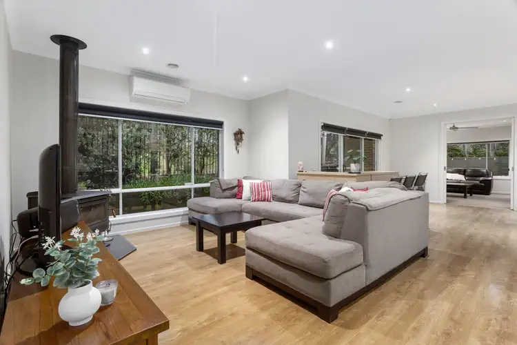 Second view of Homely house listing, 4 Tagama Court, Doreen VIC 3754