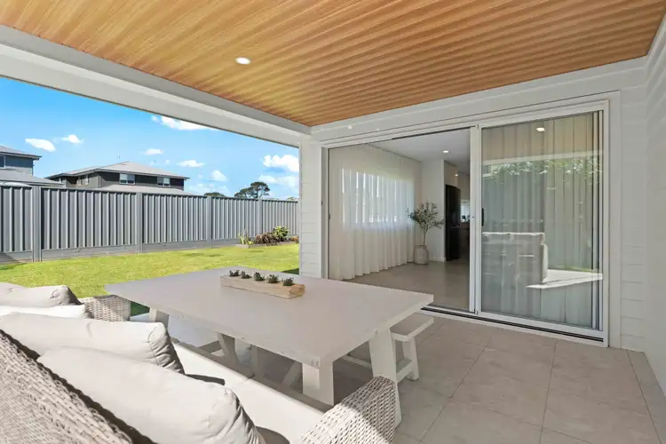3B Greens Road, Greenwell Point NSW 2540