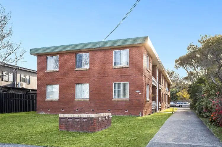 Main view of Homely unit listing, 2/20 Foley Street, Gwynneville NSW 2500