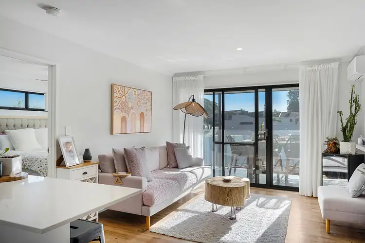 Third view of Homely apartment listing, 14/1 Fogerthorpe Crescent, Maylands WA 6051