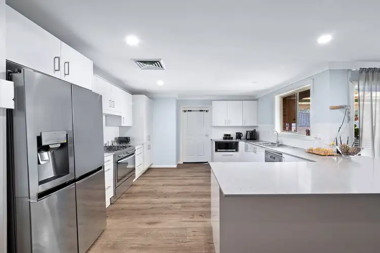 Second view of Homely house listing, 21 Greco Place, Rosemeadow NSW 2560