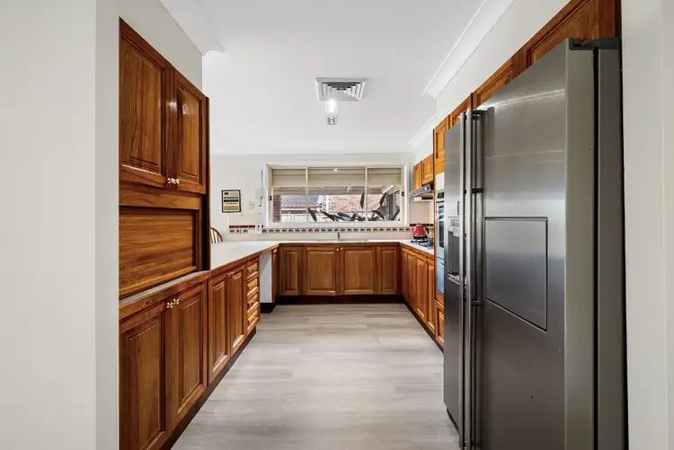 Fifth view of Homely house listing, 8 Cordelia Crescent, Green Valley NSW 2168