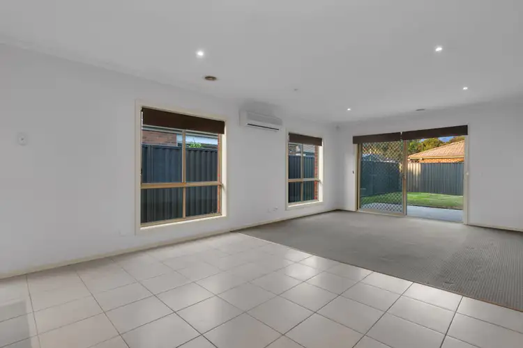 Fifth view of Homely house listing, 4 Persimmon Lane, Pakenham VIC 3810