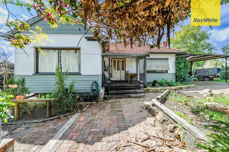 27 Gladstone Avenue, Swan View WA 6056