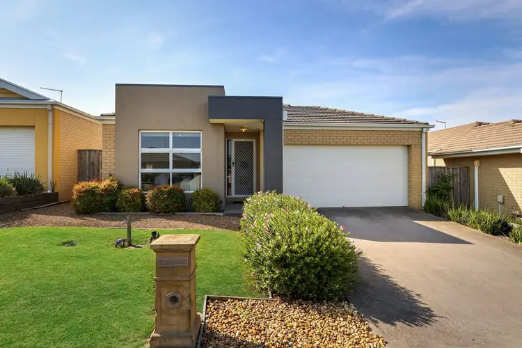 19 Cotswold Crescent