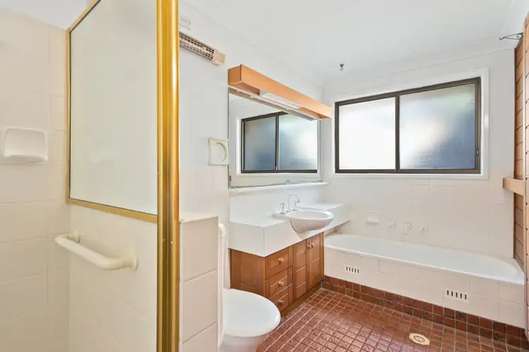 Sixth view of Homely villa listing, 1/250 Gipps Road, Keiraville NSW 2500