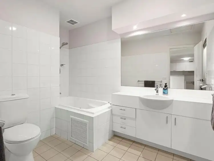 Sixth view of Homely apartment listing, 17/10 Hopegood Place, Garran ACT 2605