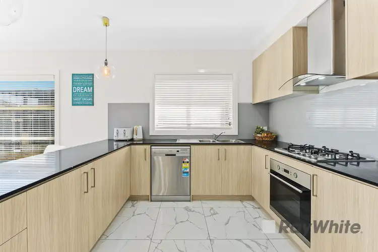 Fifth view of Homely house listing, 15 Laburnum Grove, Doveton VIC 3177