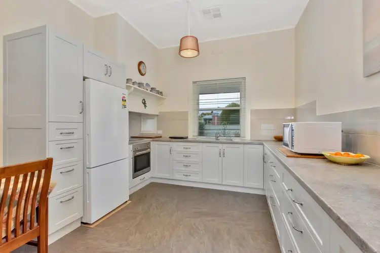 Sixth view of Homely house listing, 2 Fourth Street, Nuriootpa SA 5355