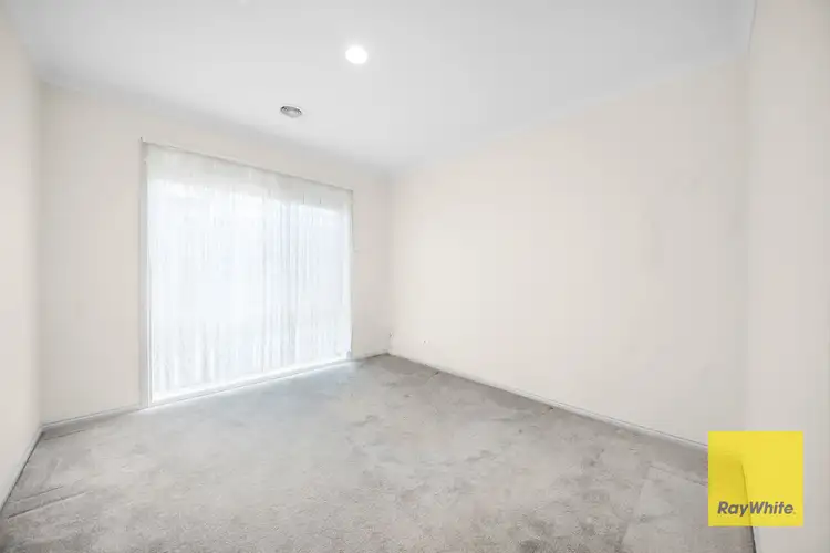 Seventh view of Homely house listing, 5 Priorswood Drive, Hoppers Crossing VIC 3029