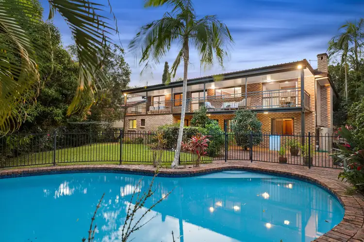 271 Chapel Hill Road, Chapel Hill QLD 4069