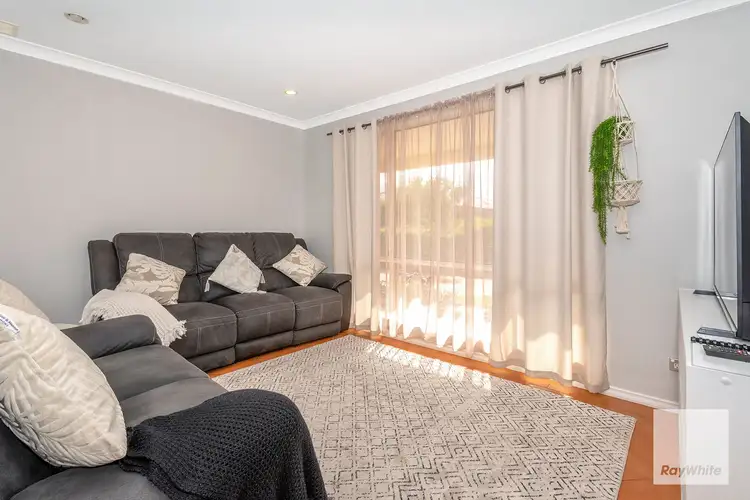 Fifth view of Homely house listing, 18 Cordoba Way, Orana WA 6330