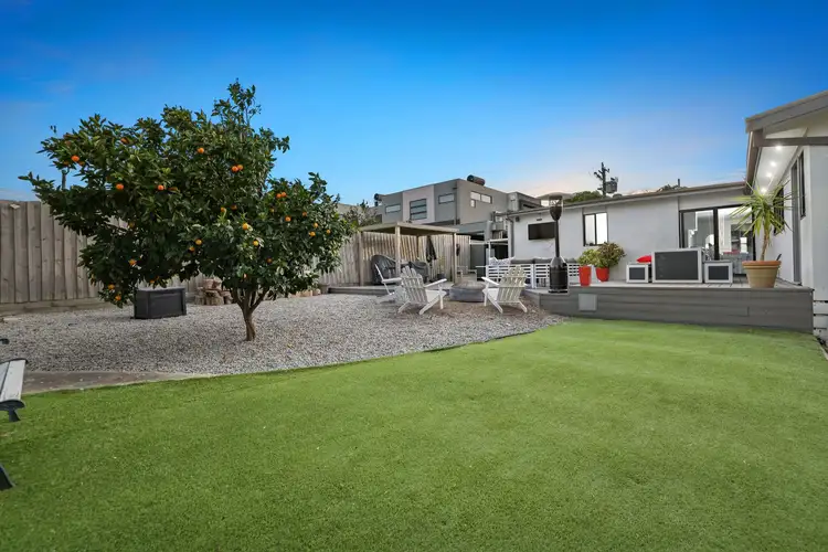 Fifth view of Homely house listing, 59 Illuka Crescent, Mount Waverley VIC 3149