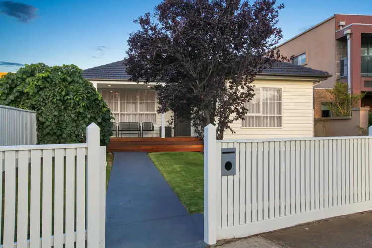 1/28 Cypress Avenue, Brooklyn VIC 3012