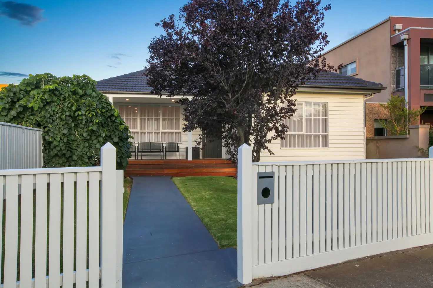 Main view of Homely house listing, 1/28 Cypress Avenue, Brooklyn VIC 3012