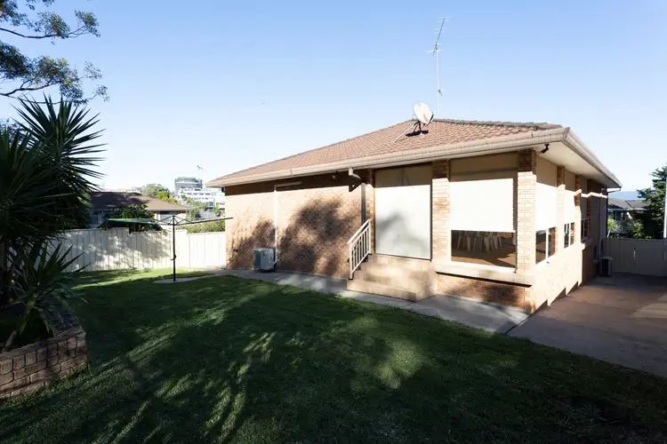 Fifth view of Homely house listing, 4 Warri Place, Oak Flats NSW 2529