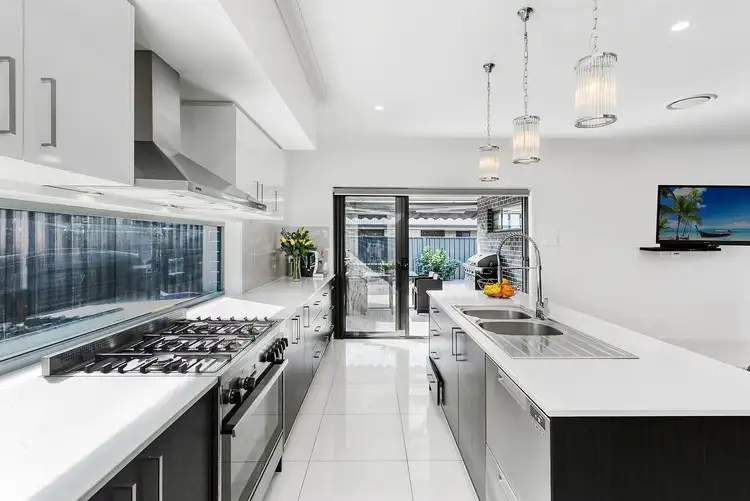 Fifth view of Homely house listing, 17 Fernhill Avenue, Hamlyn Terrace NSW 2259