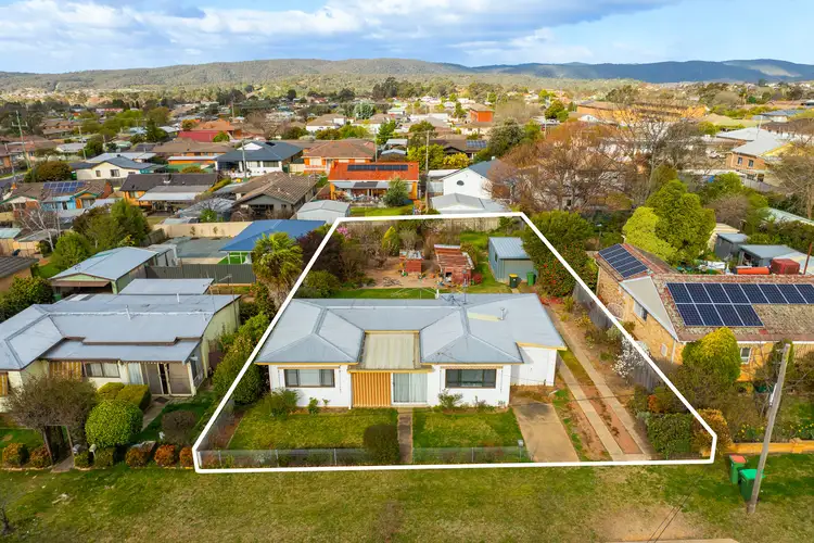 Main view of Homely house listing, 7 Ingleside Road, Karabar NSW 2620