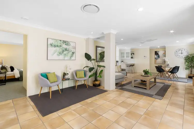 Fifth view of Homely house listing, 3 Sorrento Close, Carindale QLD 4152