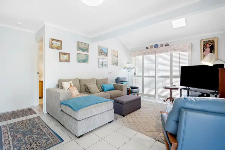 Sixth view of Homely townhouse listing, 13/10 Rowe Close, Wishart QLD 4122