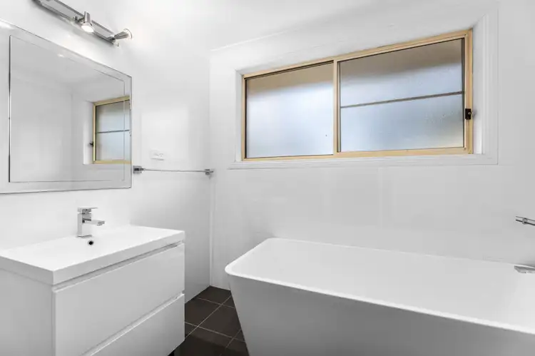 Fifth view of Homely semi-detached listing, 18A Silverleaf Row, Menai NSW 2234