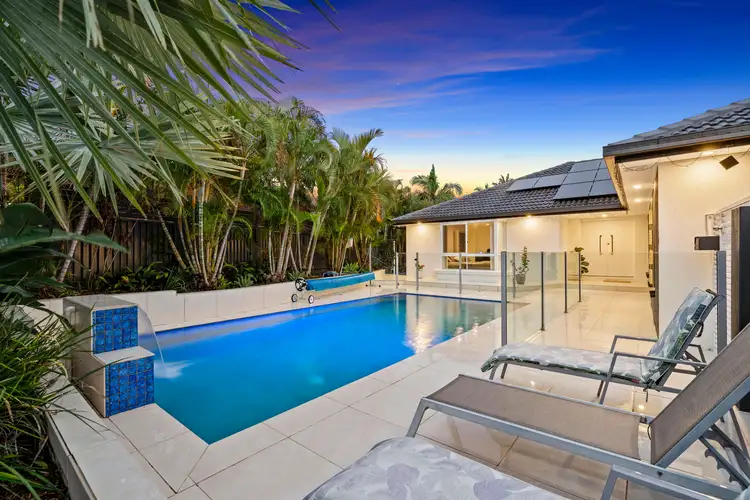 23 Alamau Street, Benowa QLD 4217