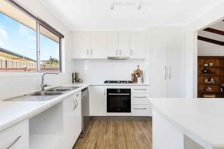 Sixth view of Homely house listing, 1B Batts Place, Emerald QLD 4720
