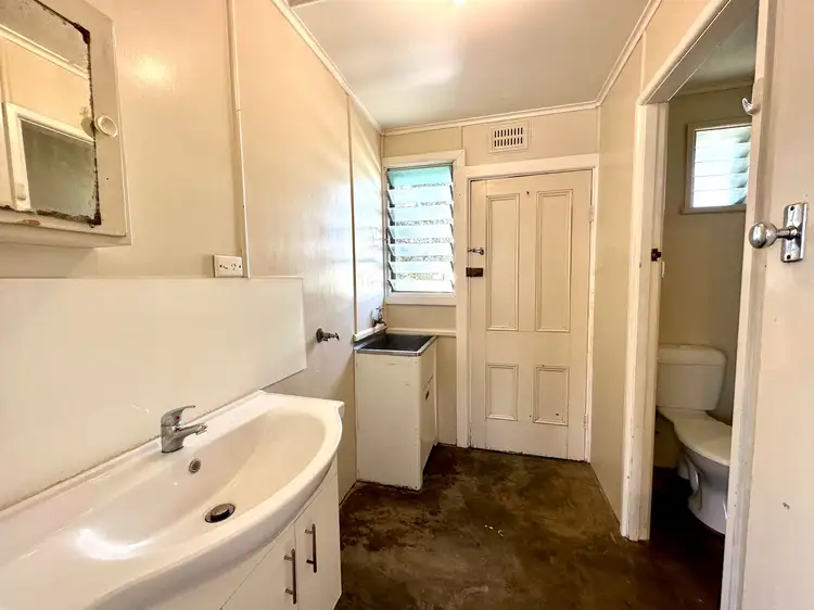 Fourth view of Homely unit listing, 3A/15 Young Street, Forbes NSW 2871
