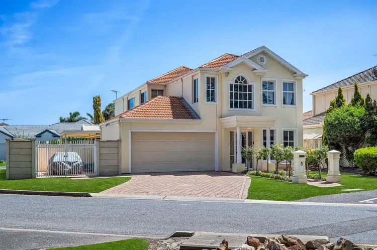 5 Catriona Court, North Haven SA 5018