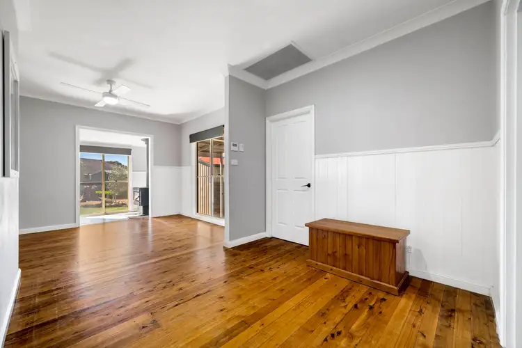 Sixth view of Homely house listing, 14 Sharnee Close, Hill Top NSW 2575