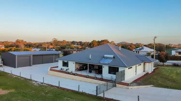 97 Hereford Way, Milpara WA 6330