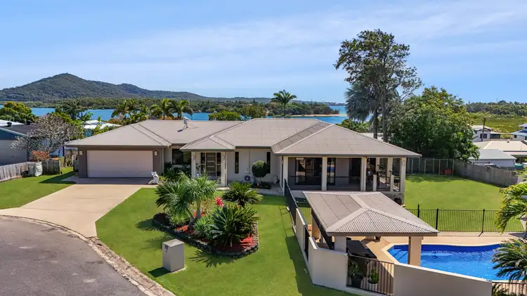 6 Campbell Street, Campwin Beach QLD 4737