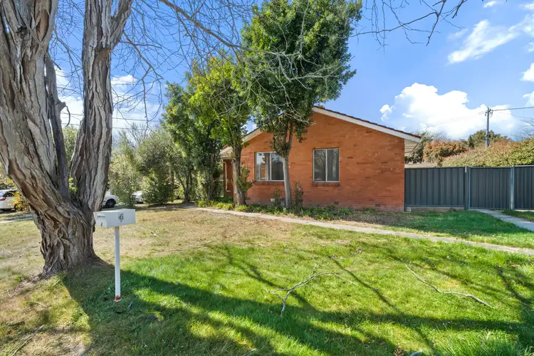 4 Verran Place, Curtin ACT 2605