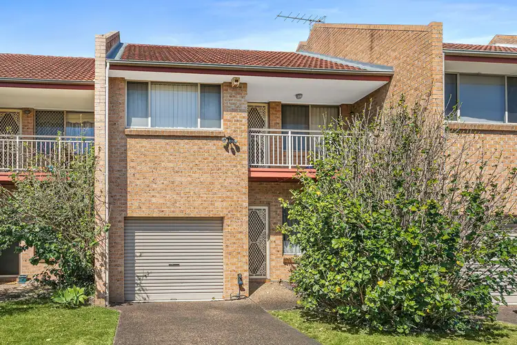 Seventh view of Homely townhouse listing, 2/9 Grove Circuit, Lake Illawarra NSW 2528