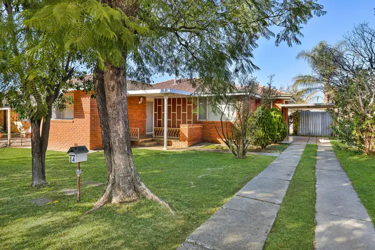 14 Larool Street
