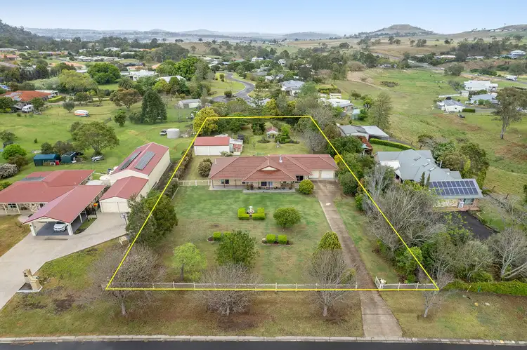 4 Mally Road, Hodgson Vale QLD 4352