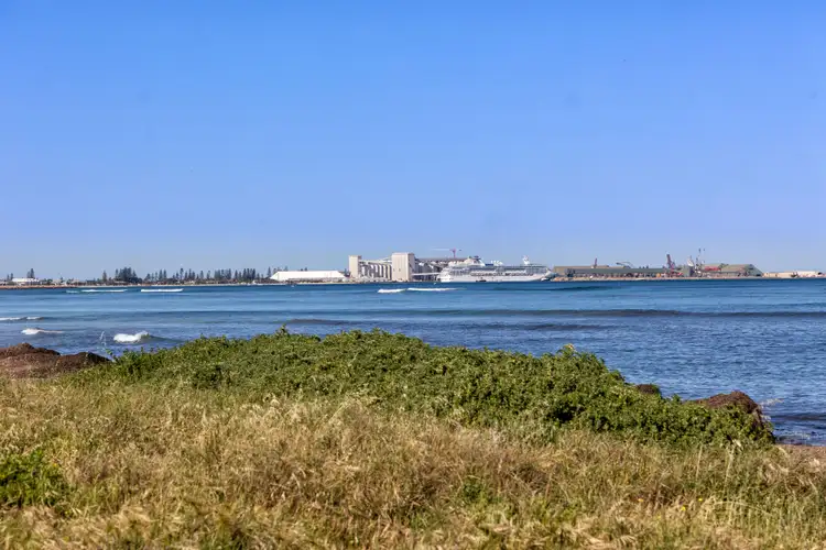 138 Kempton Street, Bluff Point WA 6530