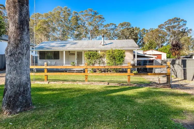 49 Burdekin Road